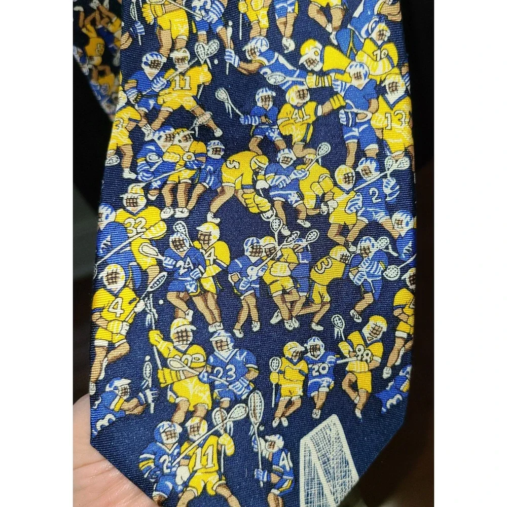 Alynn neck tie 